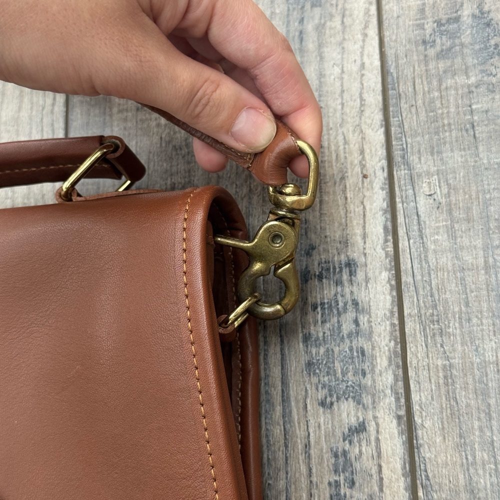 Coach vintage crossbody saddle leather bag - Picture 5 of 16